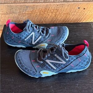 New balance Minimus 10v1 Size 7 in EUC